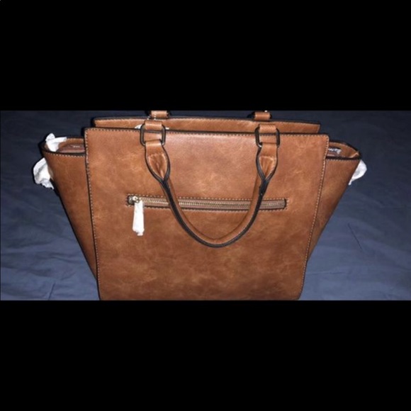 Cartera - Picture 2 of 3